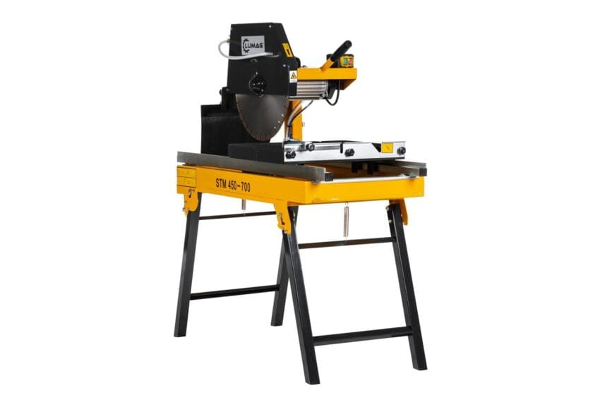 STM450700 electric masonry saw showing whole item