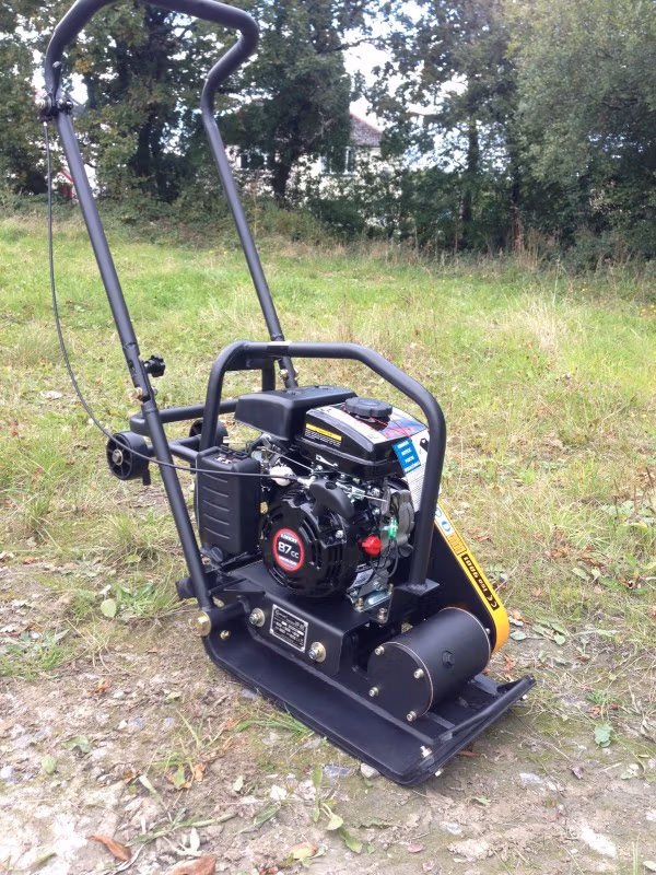 Compactor Plate Wacker plate comapctor Lumag VP60 Petrol 8.4KN 12" 60KG - Image 12
