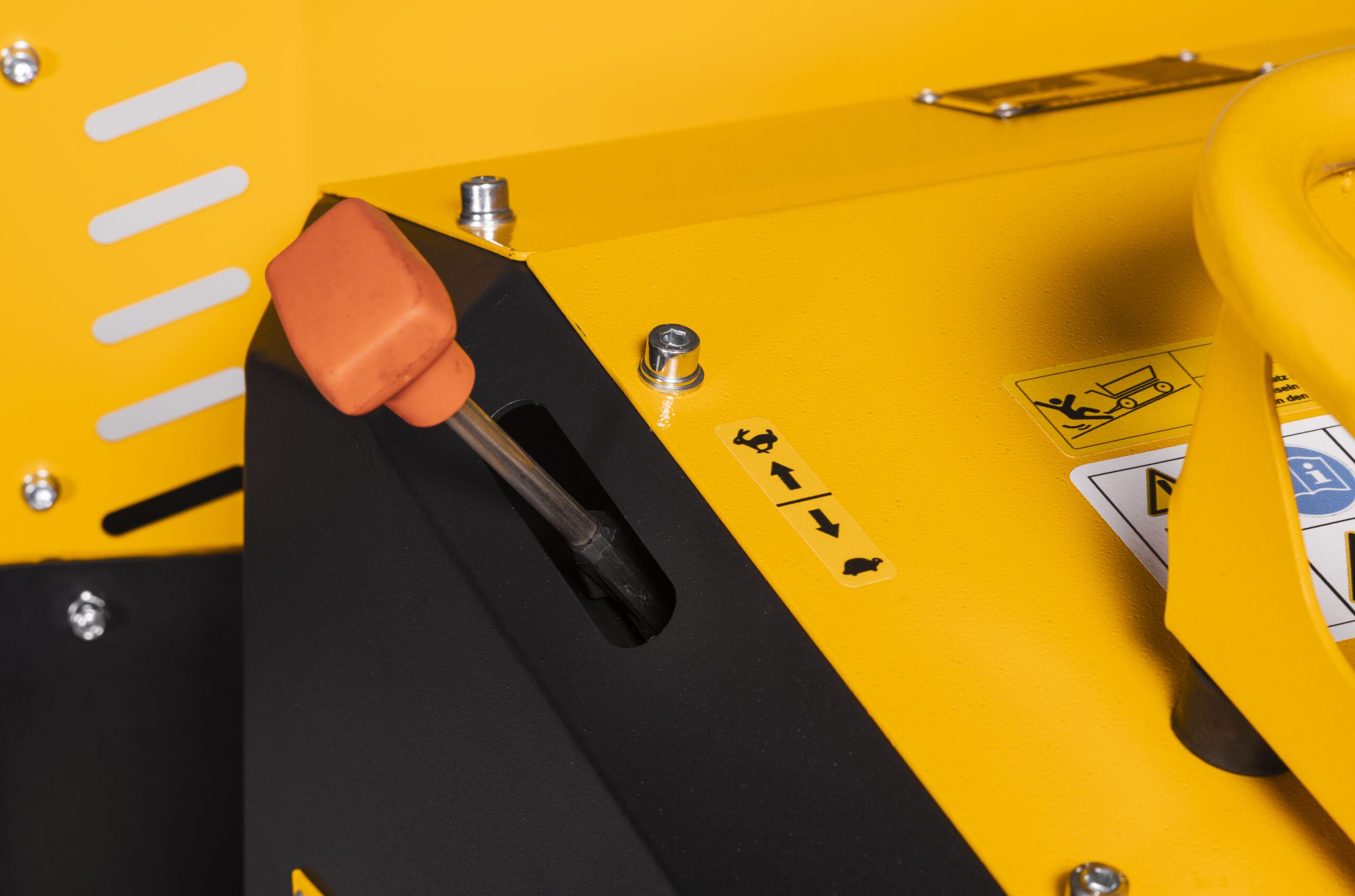 Italian Made Mini Dumper Premium Hydraulic Drive Power Barrow with Honda Lumag VH500GXARS - Image 6