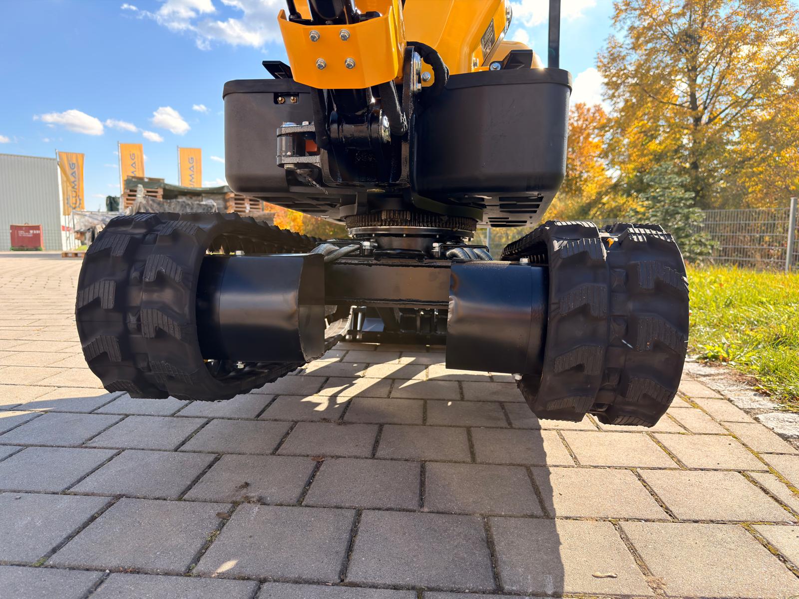 Mini Digger with ROPS 850KG Micro digger petrol engine - Image 10